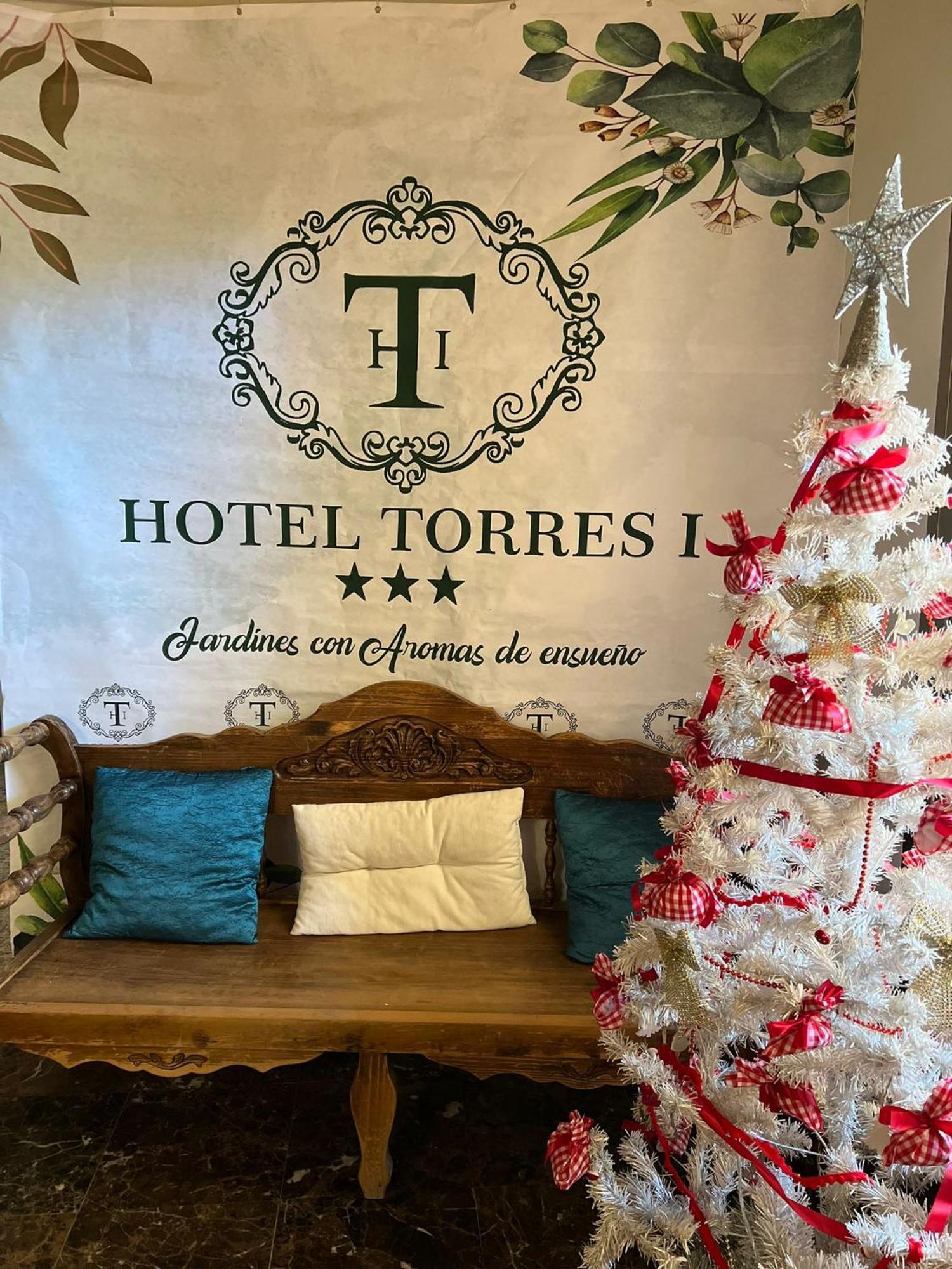 Hotel Torres I Villanueva Del Arzobispo Extérieur photo
