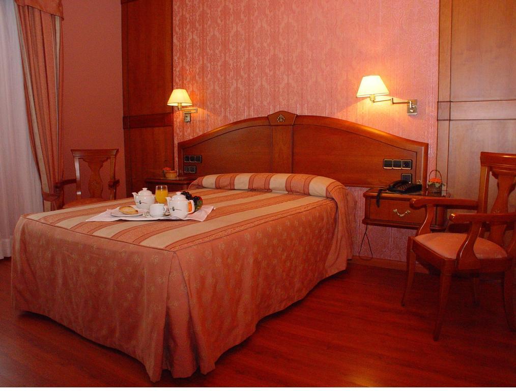 Hotel Torres I Villanueva Del Arzobispo Chambre photo